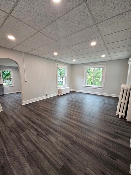 Living room - 919 Arcadian Ave