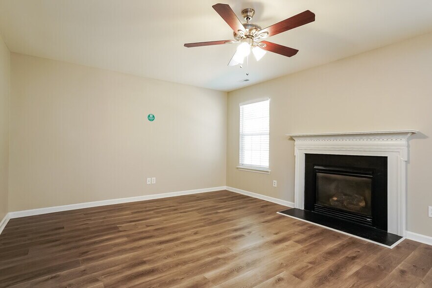 Building Photo - 6021 Herston Rd