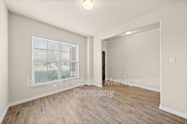 Building Photo - 13207 Frio Parke