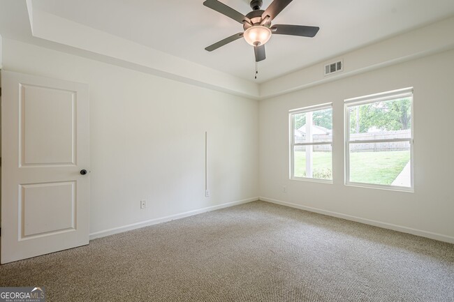Building Photo - 90 Cerro St SW
