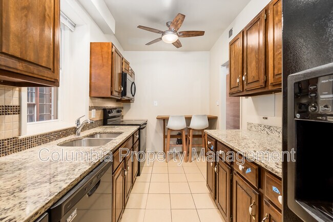 Building Photo - 127 11th St NE