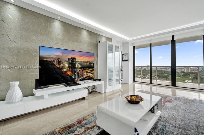 Building Photo - 20281 E Country Club Dr