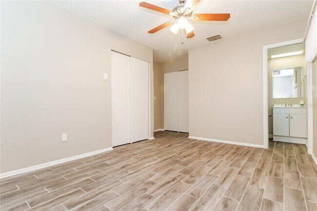 Building Photo - 12281 Eldon Dr