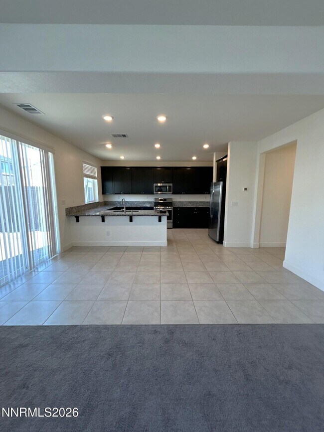 Building Photo - 2042 Maradona Dr