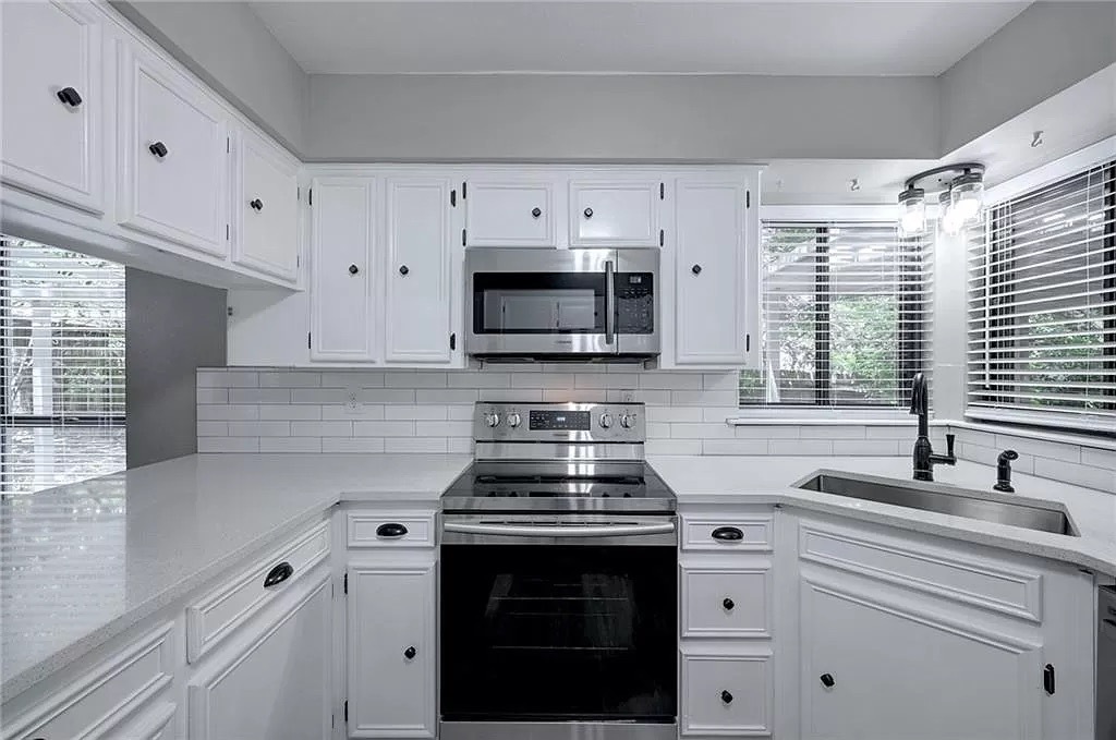 Kitchen is in a separate unit that you will have access to - 12806 Arrowhead Pass