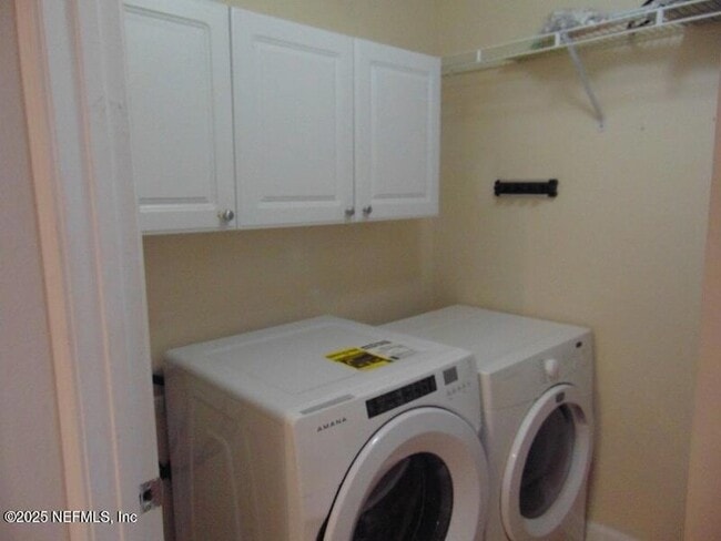 Building Photo - 10075 Gate Pkwy N