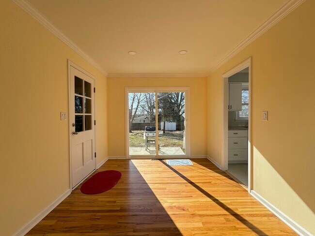 Building Photo - 2908 Cheyenne Cir