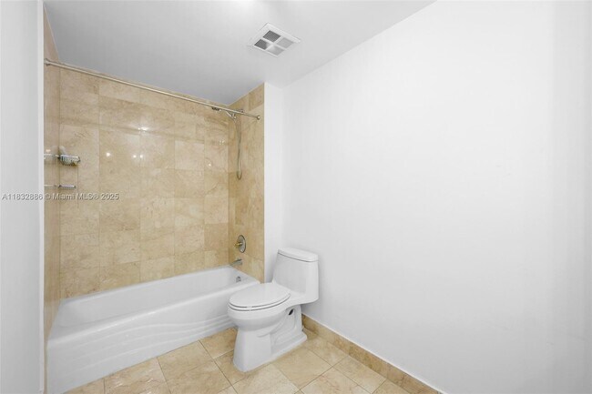 Building Photo - 20201 E Country Club Dr