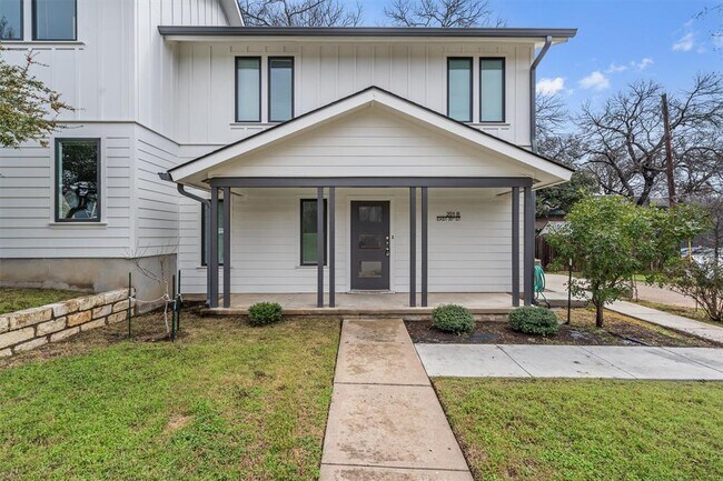 Primary Photo - 201 E 35th St