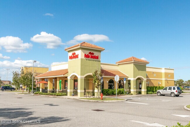 Building Photo - 1420 Malibu Cir NE