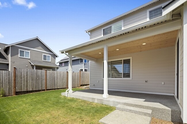 Building Photo - 5613 Farmstead Pl