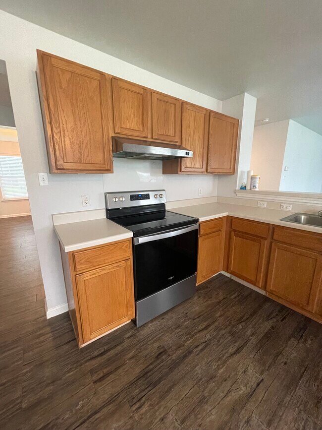 Building Photo - 112 Rinehardt st