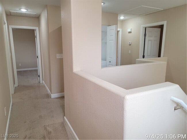 Building Photo - 856 Blushing Rose Pl