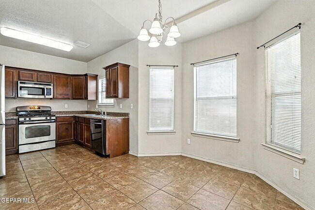 Building Photo - 4746 Joseph Rodriguez Dr