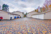 Building Photo - TWO BEDROOM ONE BATH WITH GARAGE