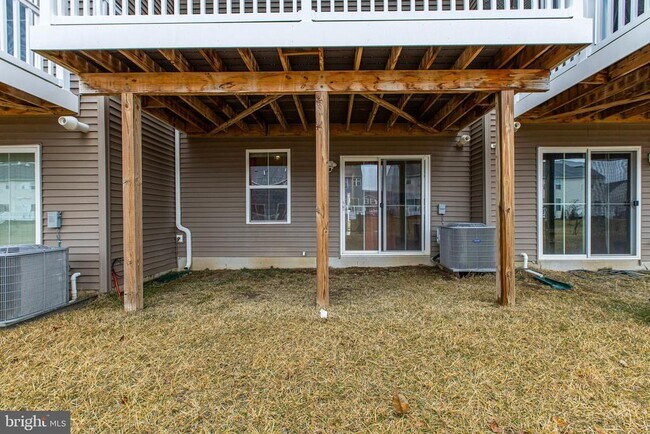 Building Photo - 150 Fletcher Cir