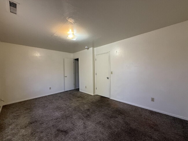 Building Photo - 2 bed 2 bath Prescott Valley