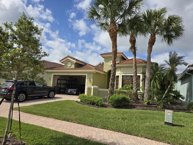 Building Photo - 9574 Tivoli Isles Blvd