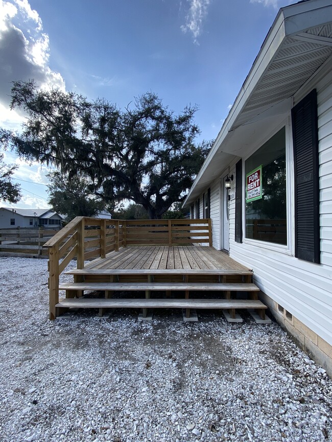 Building Photo - 12120 71st St E