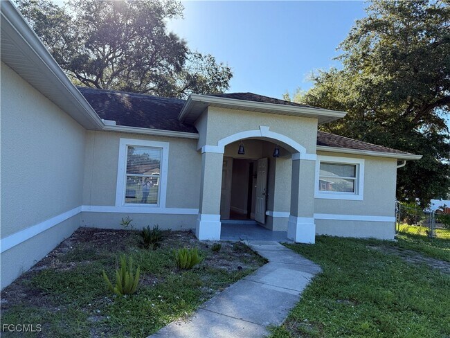Building Photo - 91 Blackstone Dr