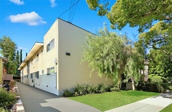 Building Photo - 231 S Catalina Ave