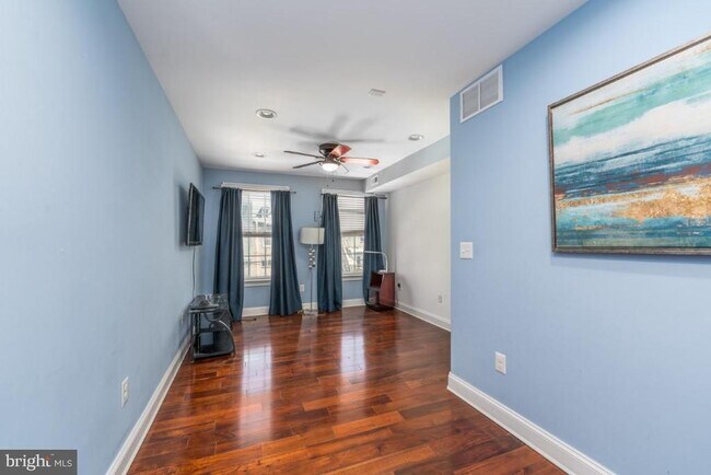 Building Photo - 316 Albemarle St