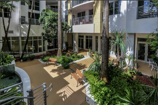 Building Photo - 1830 Radius Dr