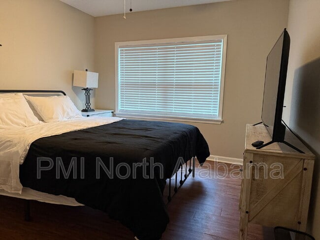 Building Photo - 9921 Pulaski Pike