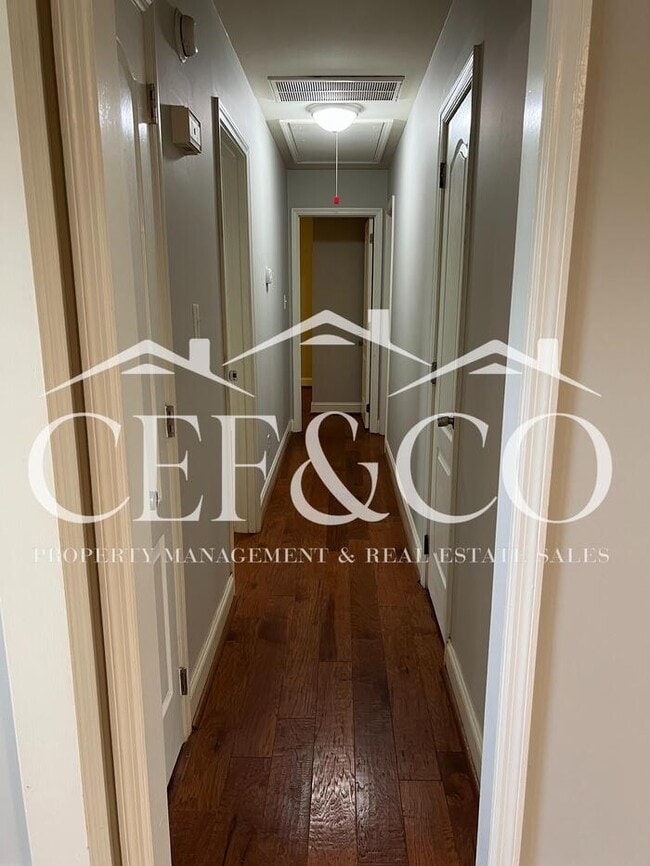 Building Photo - 5359 Parris Bridge Rd