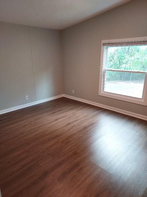 Building Photo - 2609 Williams Creek Rd