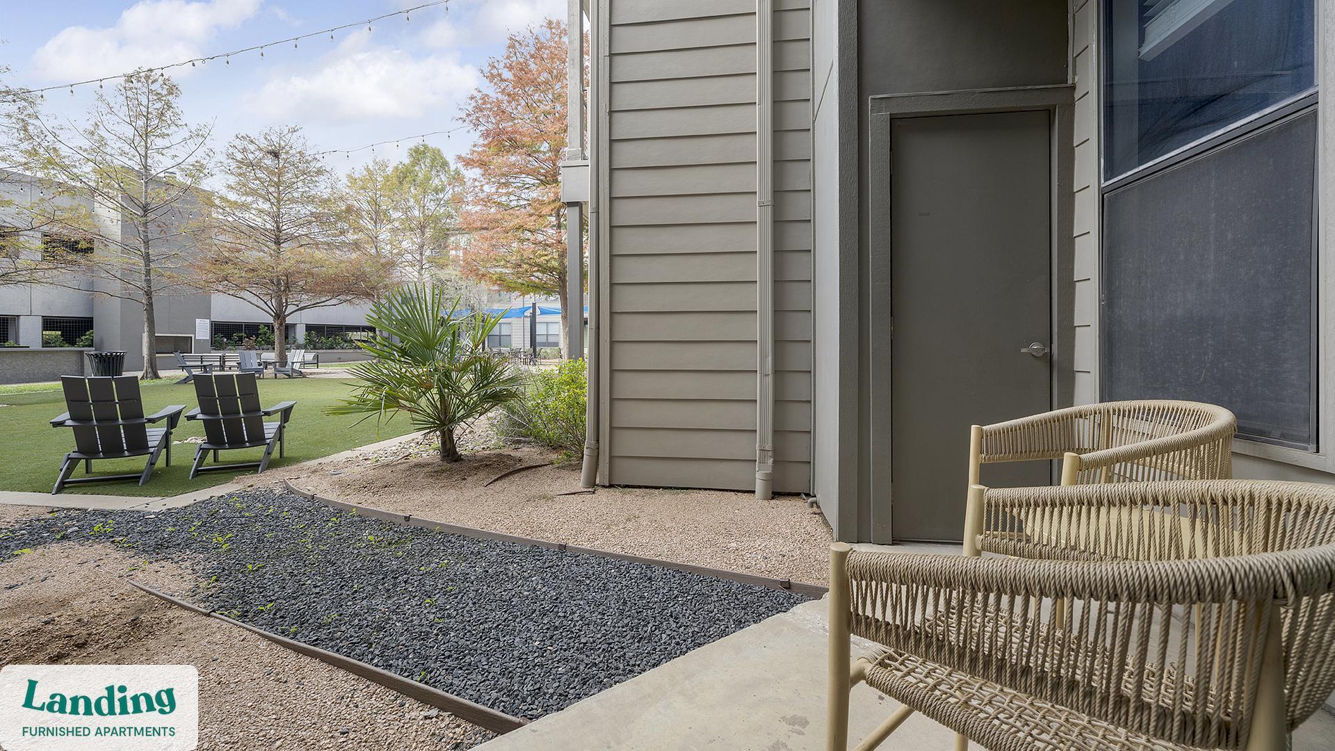 Building Photo - 810 W St Johns Ave