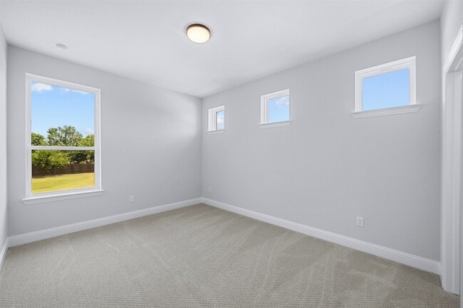 Building Photo - 1173 Rochester Pl