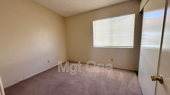 Building Photo - 23389 Dome St