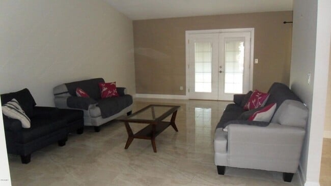 Building Photo - This is it!  Superior Rental Home