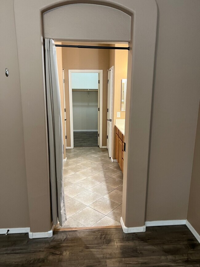 Building Photo - 25 S Quinn Cir