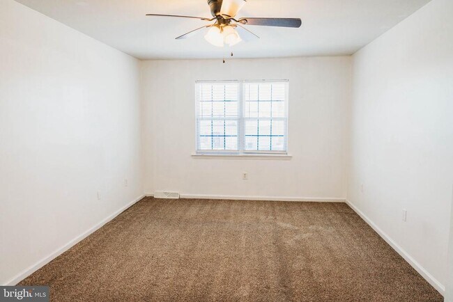 Building Photo - 312 Galean Dr