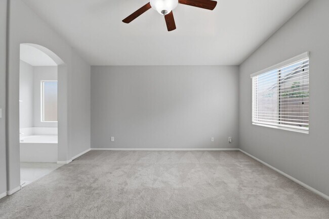 Building Photo - SW!!! Casita!!!! Single Story!!! 4 Bedrooms!!! Gated!!! End or Cut De Sac!!! Community green area...