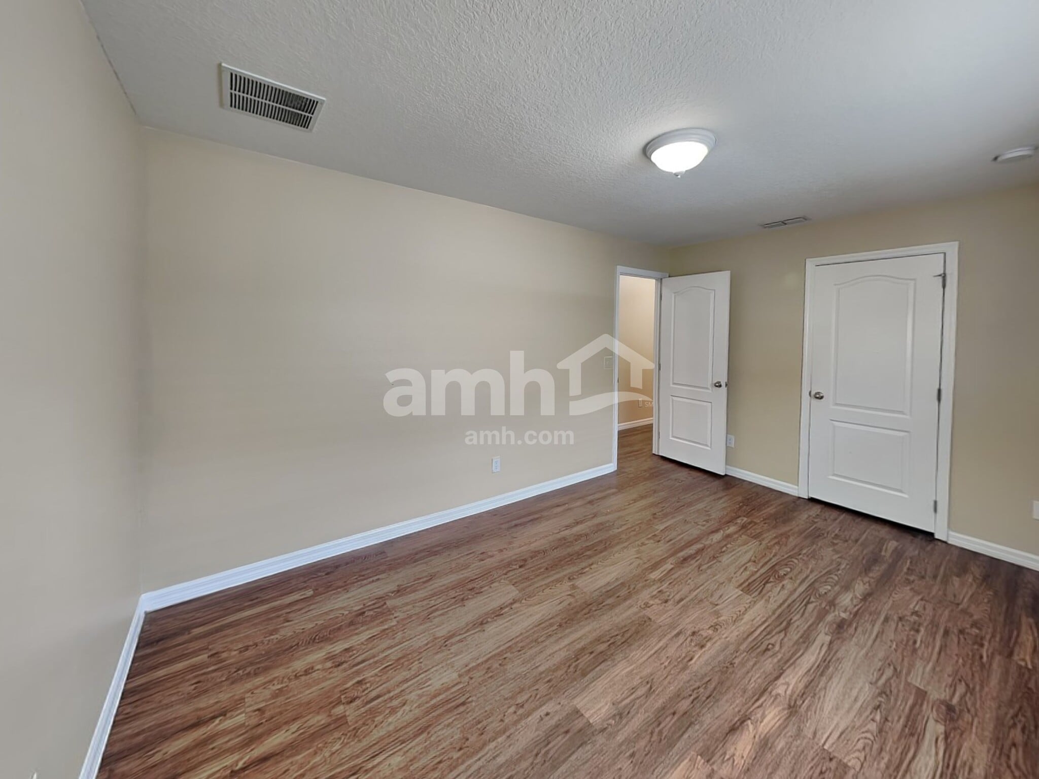 Building Photo - 3608 Doe Run Dr