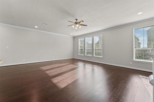 Building Photo - 9611 Knights Station Dr