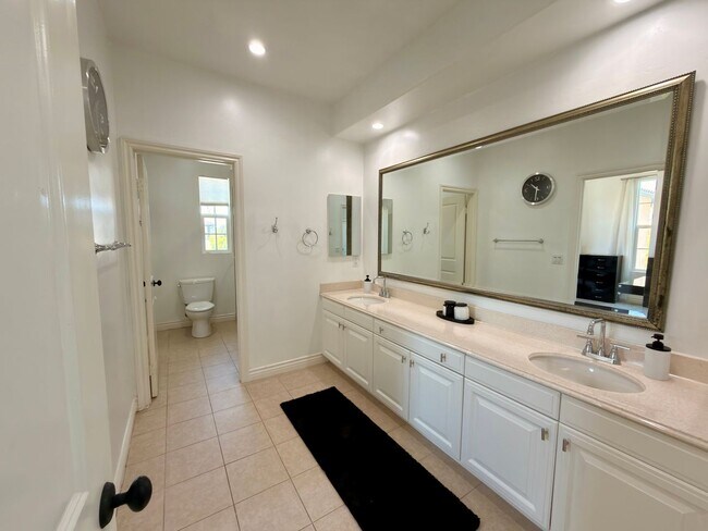 Building Photo - 2327 Kyanite Pl