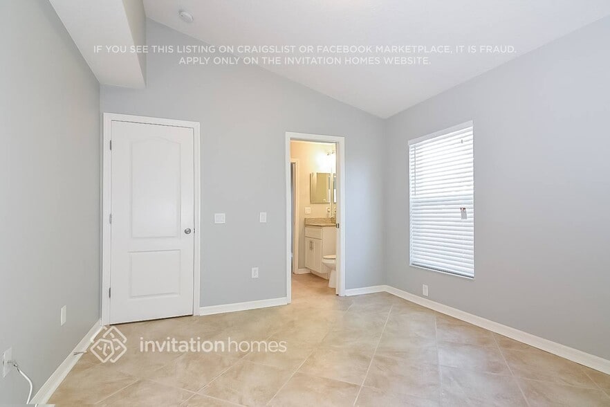 Building Photo - 12617 Kings Lake Dr