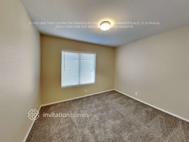 Building Photo - 7871 W Krall St