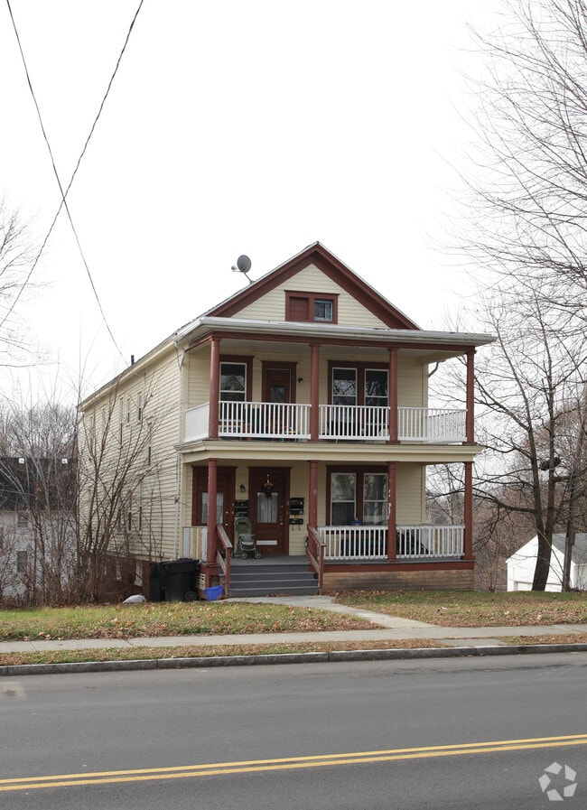 Primary Photo - 250 Pawling Ave