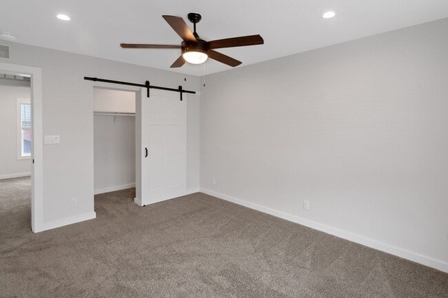 Building Photo - Charming 3BR Townhome in Fraser