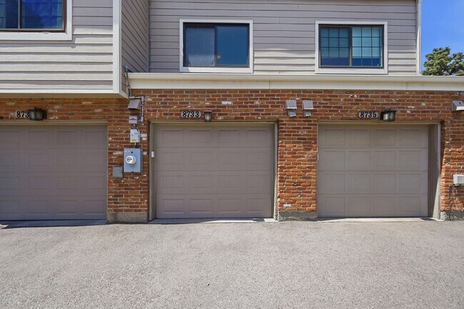 Building Photo - Spacious Townhome in Arvada