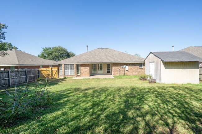 Building Photo - 1520 Strasburg Cir