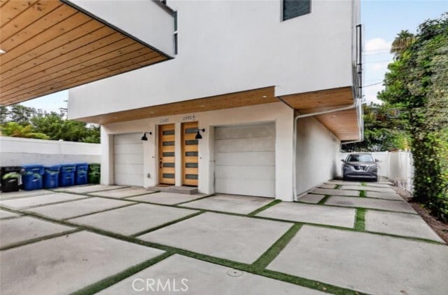 Building Photo - 10853 Otsego St