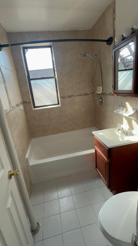 Building Photo - 130 W 47th St