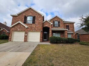 Building Photo - Beautiful and spacious 5bd 4 baths