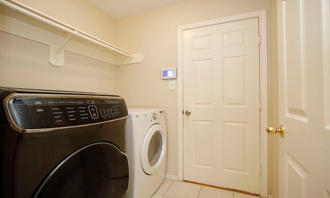 Building Photo - 16207 Waiting Spring Cir